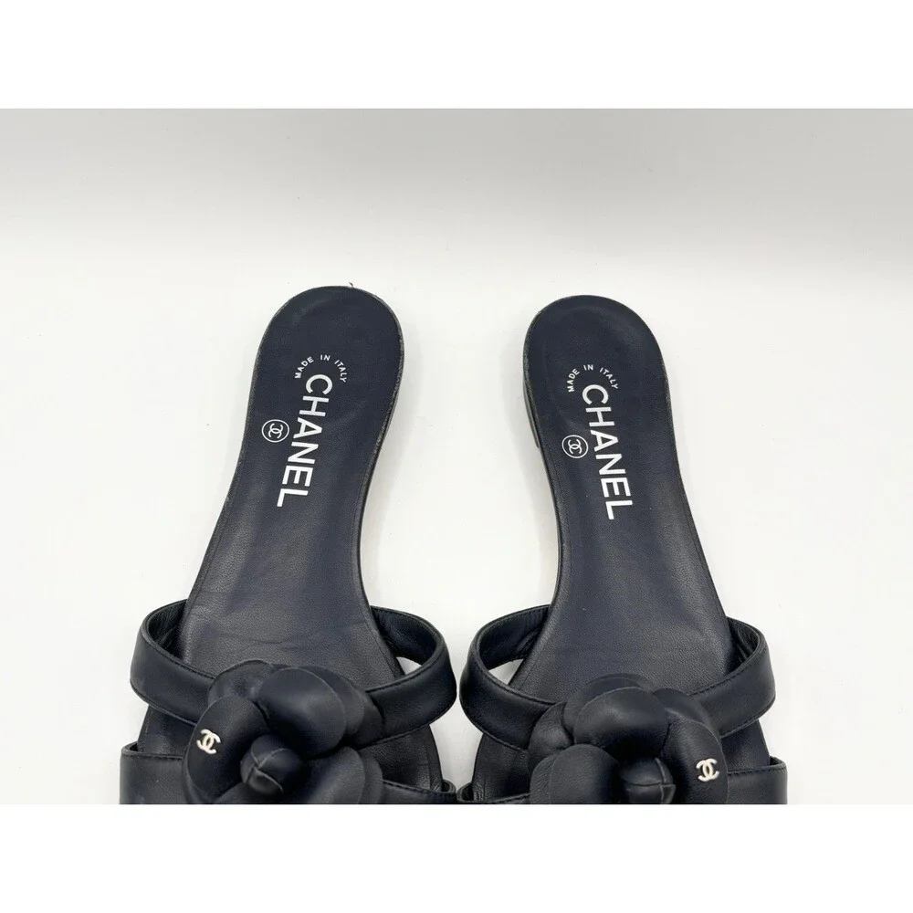 Chanel Navy Leather Camellia Embellished CC Logo Thong Flat Slides Size EU 39